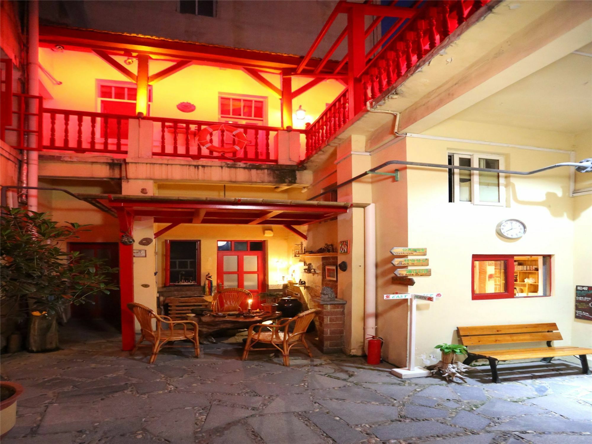Wheat Youth Hostel Qingdao Esterno foto